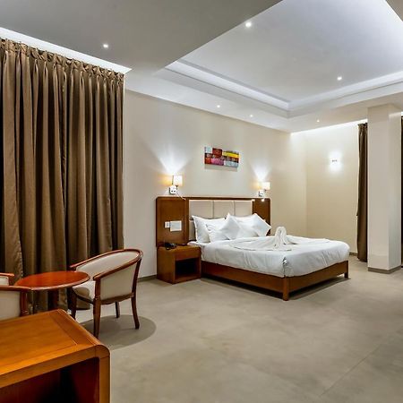 Hotel Grand Regal à Chandoli Extérieur photo
