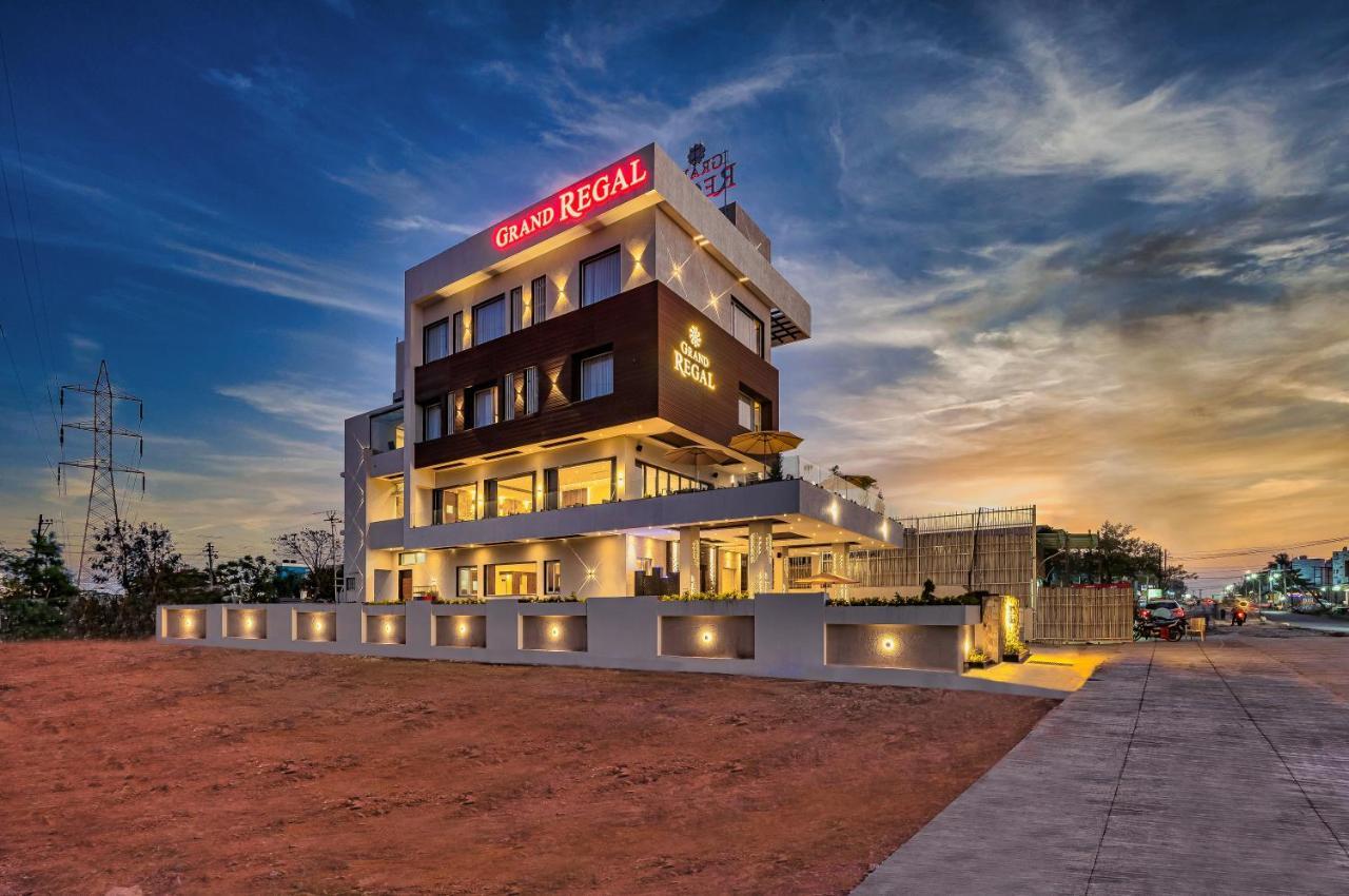 Hotel Grand Regal à Chandoli Extérieur photo