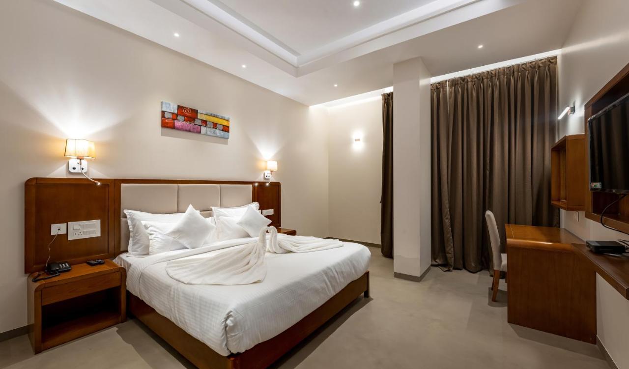 Hotel Grand Regal à Chandoli Extérieur photo